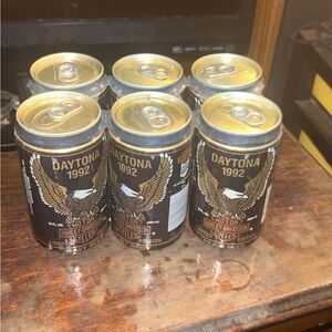 Harley-Davidson Daytona 1992 Black and Gold Cans